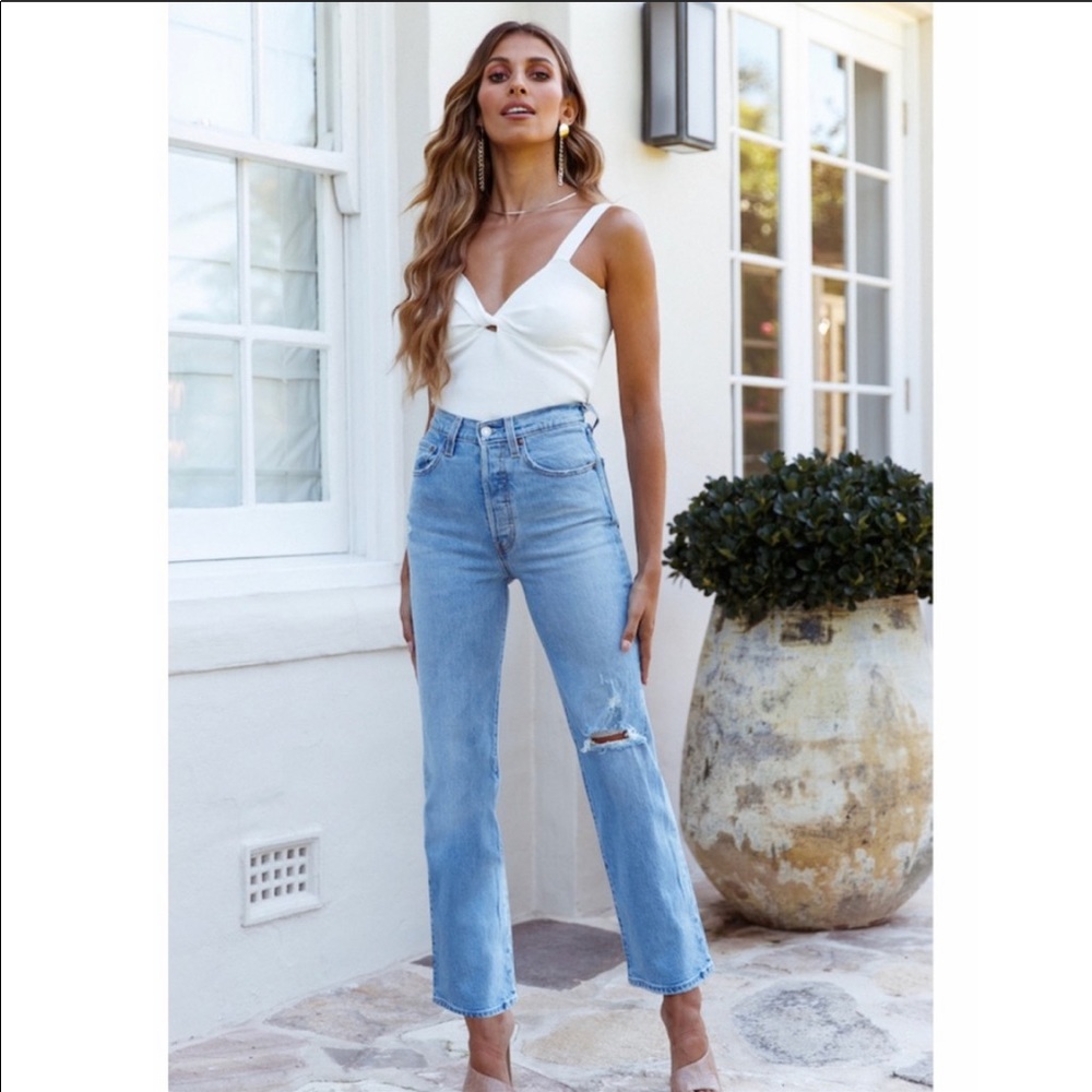 NWT Levi’s Ribcage Straight Ankle Jeans Tango Fade